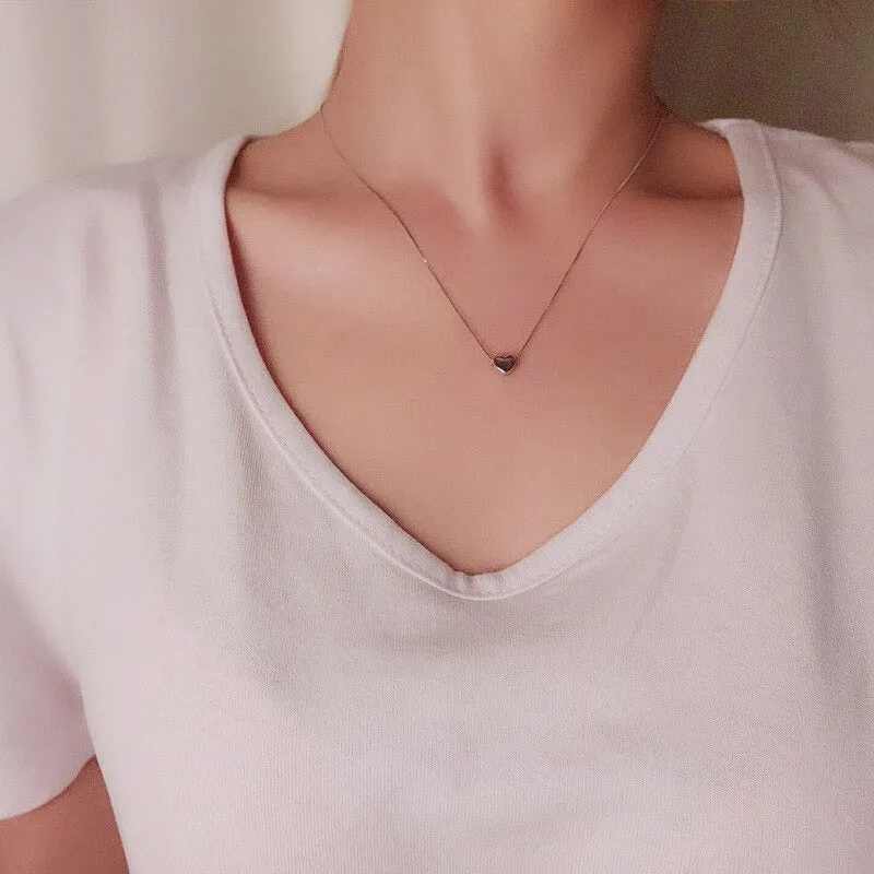 Minimalist Smooth Heart Shaped Necklace