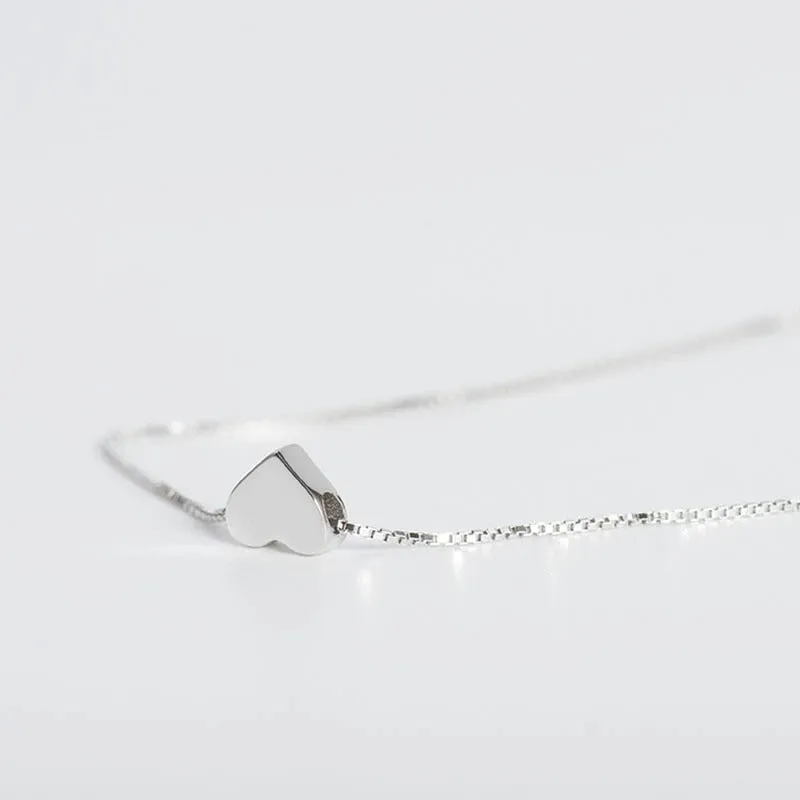 Minimalist Smooth Heart Shaped Necklace