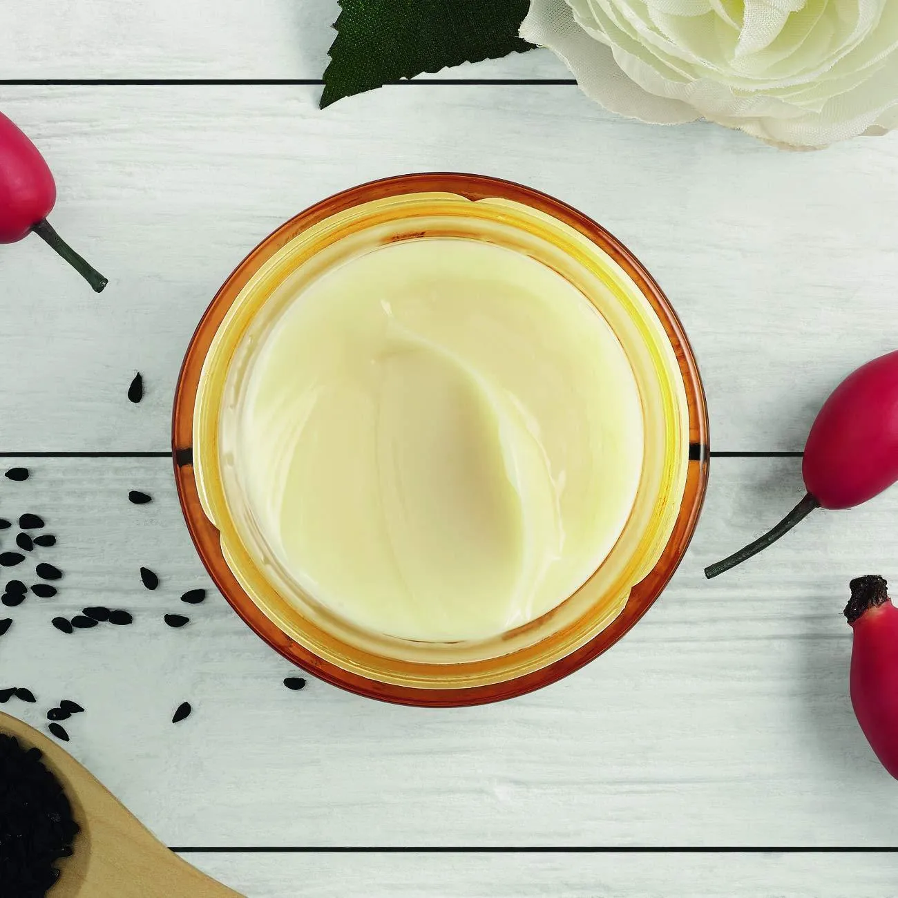 The Body Shop Oils Of Life Intensely Revitalising Cream